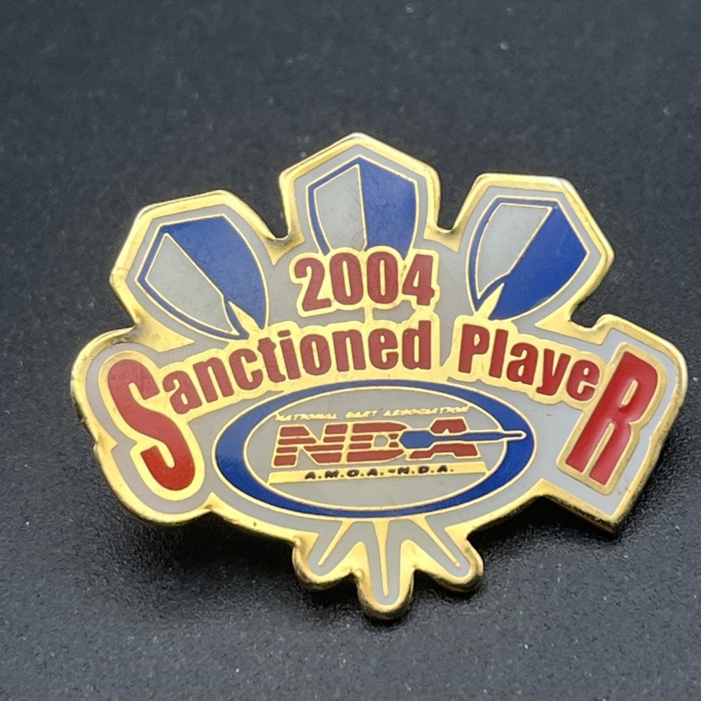 National Dart Association NDA 2004 Sanctioned Player Lapel Hat Pin